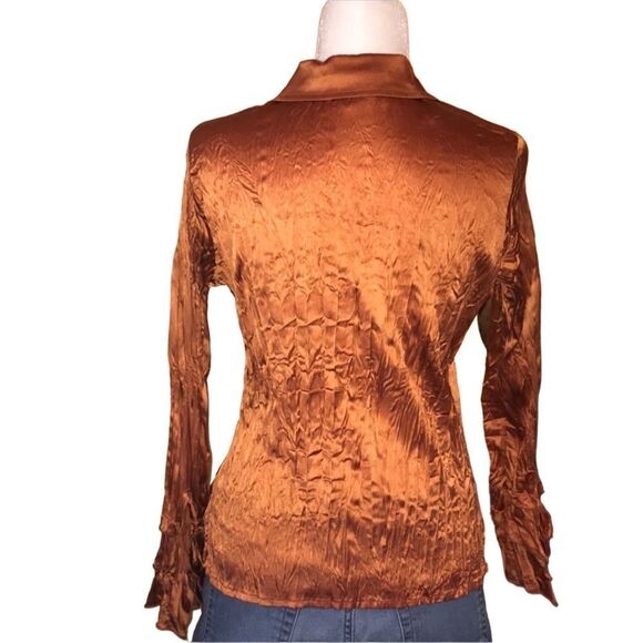 🍁Gasp Bell Sleeve Silky Top - Picture 6 of 7